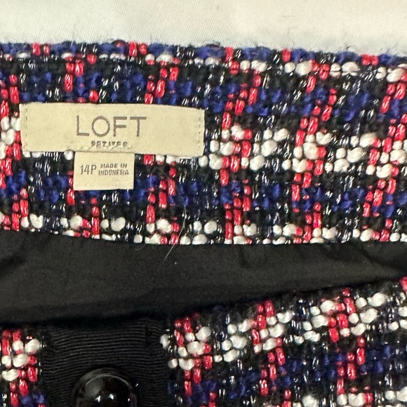 LOFT Size 14P Petite Plaid‎ Tweed Faux Button-Front Skirt
Red White Blue & Black - Picture 4 of 13